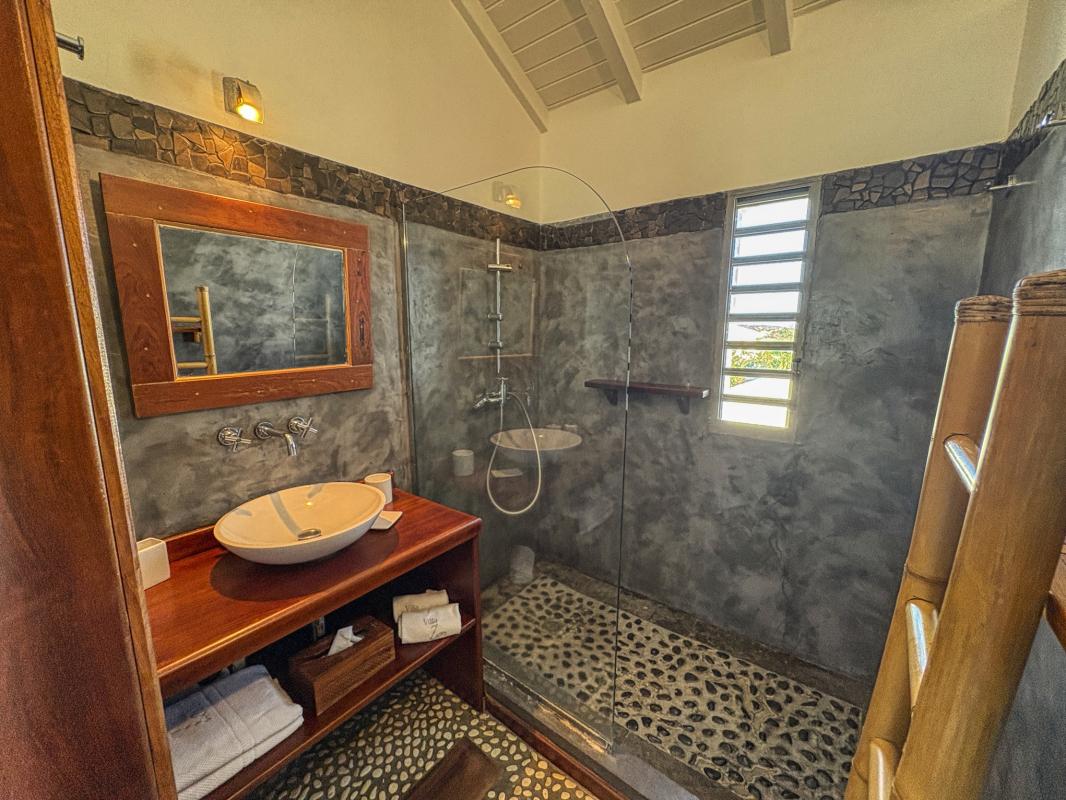 34.Location villa piscine Sainte Anne Guadeloupe_Chambre 2 Etage